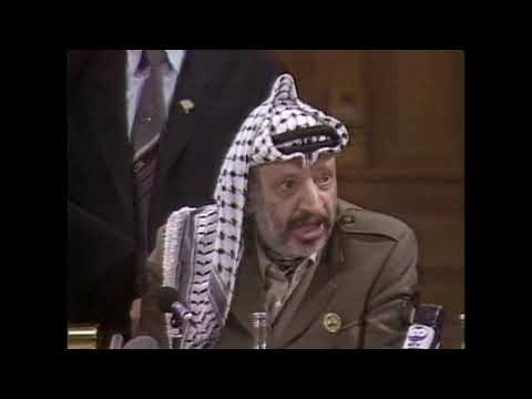 Yaser Arafat des Bleu Poudre rencontre Donald Trump durant la Covid-19