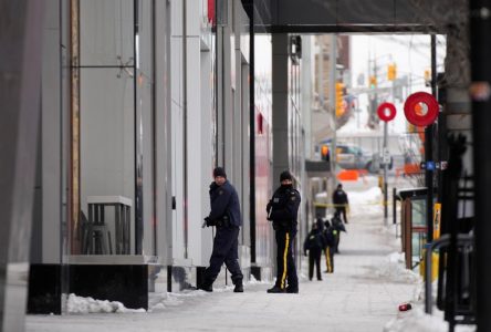 Le Centre commercial Rideau, à Ottawa, a été évacué pour une opération policière